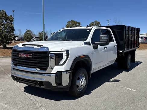 New 2025 GMC Sierra 3500 Pro w/ Convenience Package image 6