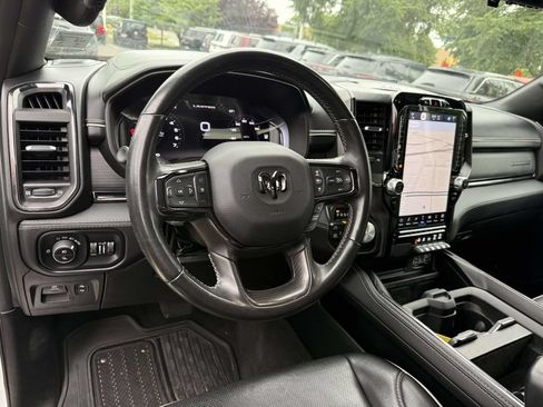 Used 2023 RAM 1500 Limited AWD/4WD image 2