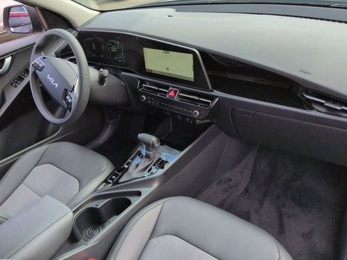 New 2026 Kia Niro EX FWD image 30