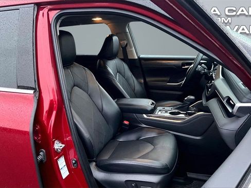 Used 2022 Toyota Highlander Platinum image 7