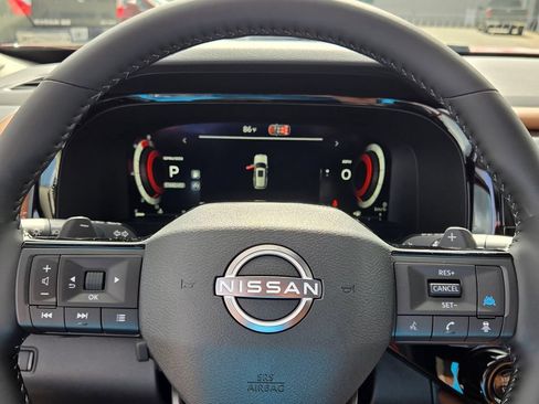 New 2026 Nissan Pathfinder Platinum FWD image 25
