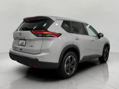 Used 2025 Nissan Rogue SV image 19