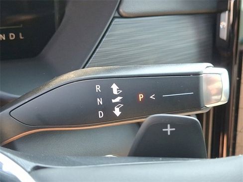 New 2025 GMC Acadia Elevation w/ Elevation Premium Package image 12