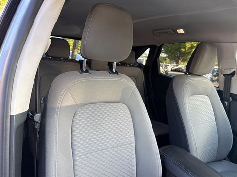 Used 2022 Ford Escape SE w/ SE Sport Appearance Package image 30