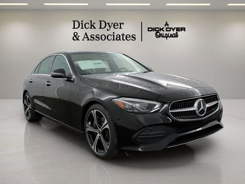 Used 2025 Mercedes-Benz C 300 Sedan image 14