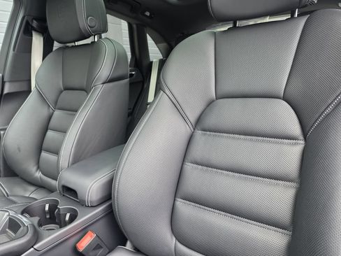 New 2026 Porsche Macan S AWD/4WD image 5