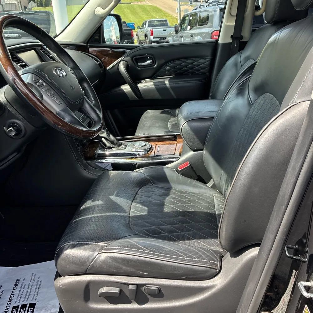 Used 2019 INFINITI QX80 Luxe w/ Proactive Package RWD image 2