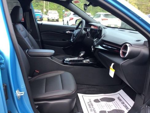New 2026 Chevrolet Trax RS w/ Driver Confidence Package image 20