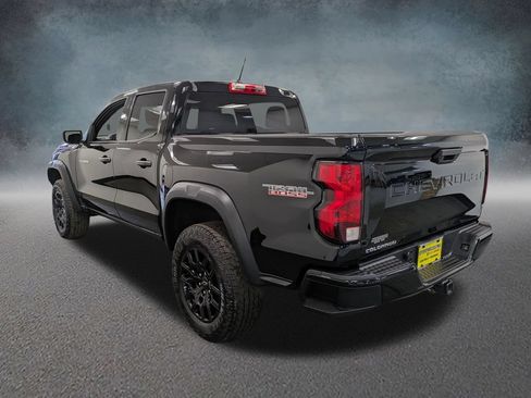 Used 2023 Chevrolet Colorado Trail Boss w/ Advanced Trailering Package AWD/4WD image 6