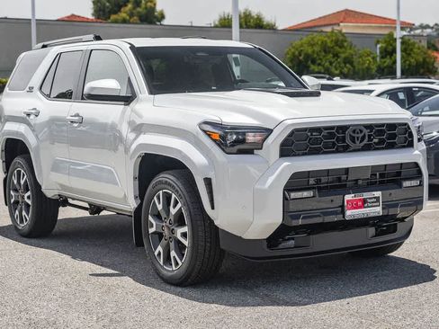 New 2026 Toyota 4Runner TRD Sport AWD/4WD image 5