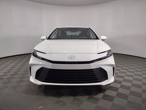 New 2026 Toyota Camry LE FWD image 2