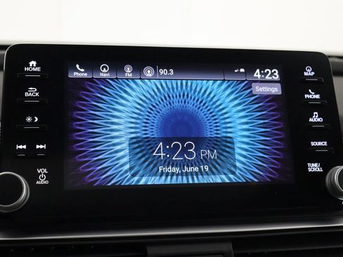 Used 2018 Honda Accord Touring image 35