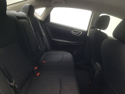 Used 2019 Nissan Sentra SV FWD image 19