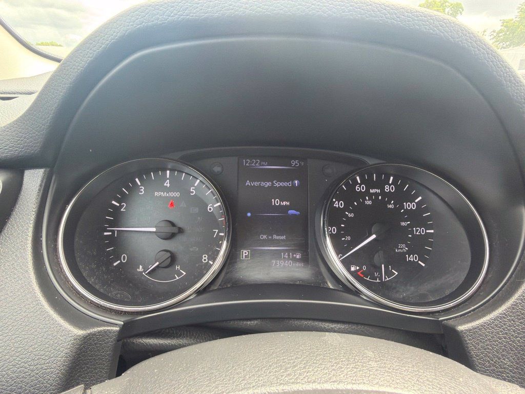 Used 2017 Nissan Rogue Sport S w/ S Appearance Package FWD image 11