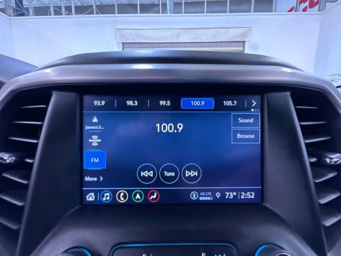 Used 2023 GMC Acadia SLT FWD image 27