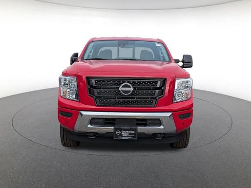 Used 2024 Nissan Titan SV w/ SV Convenience Package AWD/4WD image 2