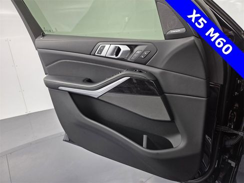 Used 2025 BMW X5 M60i w/ Executive Package image 27