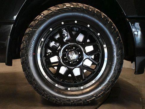 Used 2021 RAM 1500 Big Horn RWD image 9