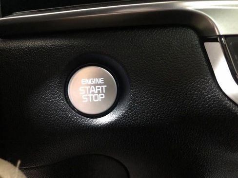 New 2026 Kia Sorento S w/ S Panoramic Sunroof Package image 26