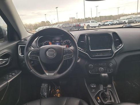 Used 2019 Jeep Cherokee Limited w/ Trailer Tow Group image 25