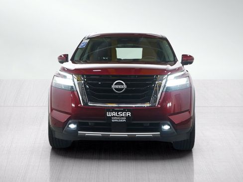 Used 2024 Nissan Pathfinder Platinum AWD/4WD image 9