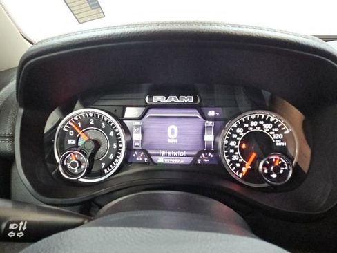 Used 2022 RAM 1500 Laramie AWD/4WD image 33