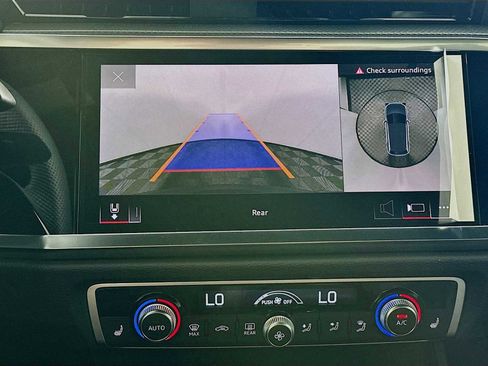 Used 2025 Audi Q3 2.0T Premium Plus image 15