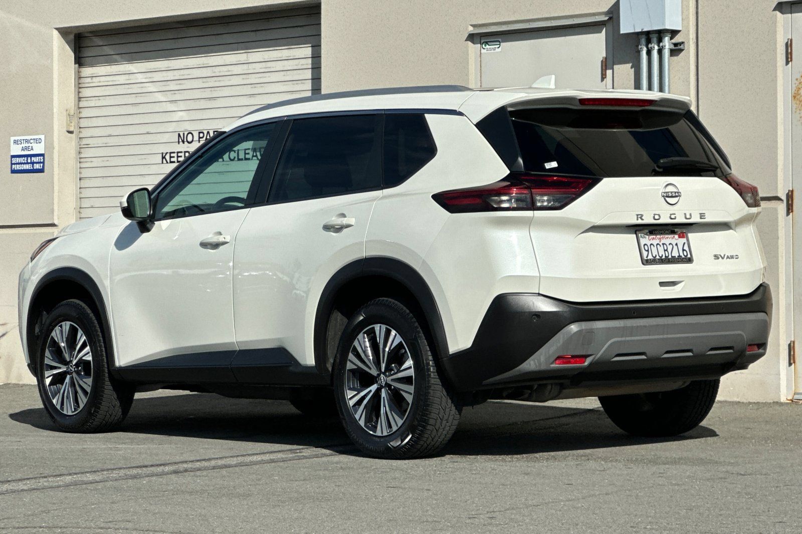 Used 2022 Nissan Rogue SV w/ SV Premium Package AWD/4WD image 6