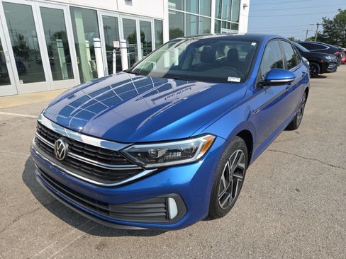 Used 2022 Volkswagen Jetta SEL FWD image 12