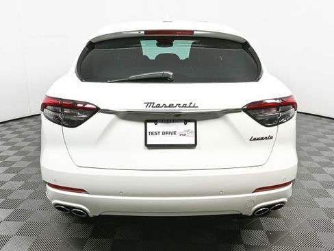 New 2024 Maserati Levante GT Ultima image 20