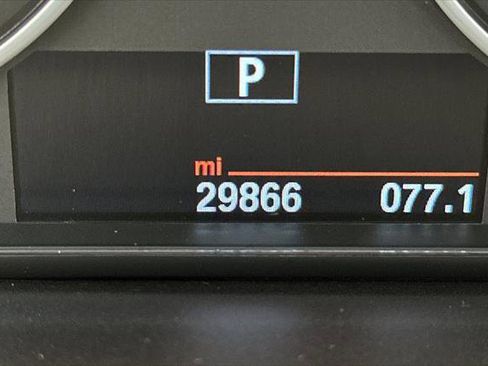 Used 2018 BMW 320i Sedan image 23