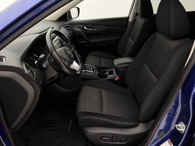 Used 2018 Nissan Rogue SV FWD image 11