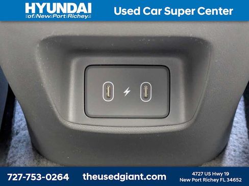 Certified 2025 Hyundai Elantra SEL FWD image 14