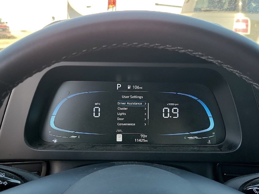 Used 2025 Hyundai Elantra Sport FWD image 21