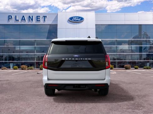 New 2027 Ford Expedition Active RWD image 9