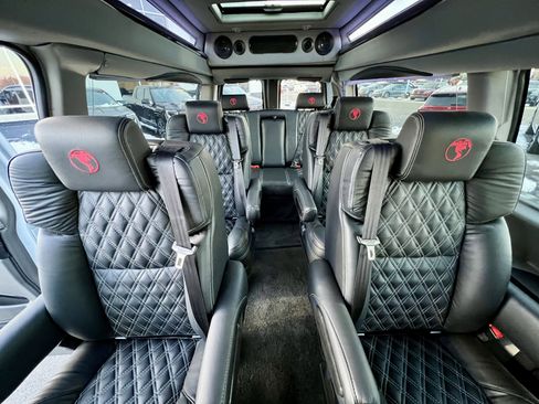 New 2025 GMC Savana 2500 Extended w/ Driver Convenience Package image 30
