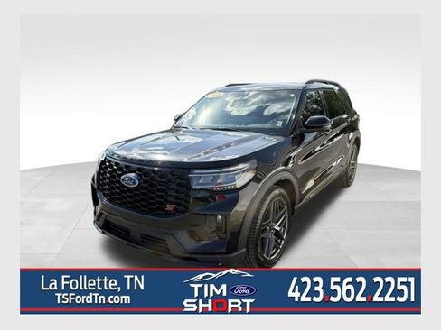 Used 2025 Ford Explorer ST AWD/4WD image 1