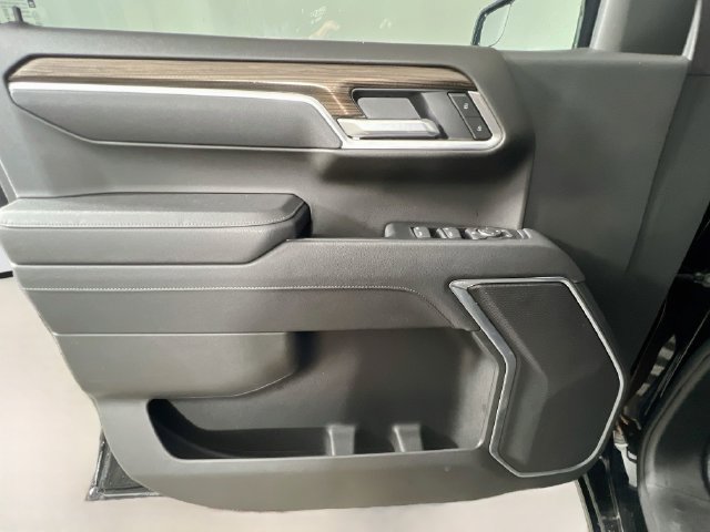Used 2026 Chevrolet Silverado 1500 RST AWD/4WD image 30