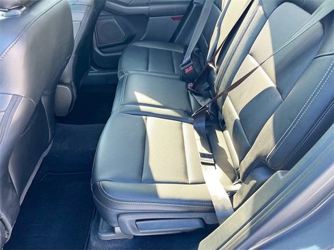 Used 2022 Ford Escape Titanium w/ Class II Trailer Tow Package image 26