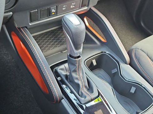 Certified 2025 Nissan Frontier Pro-X RWD image 23