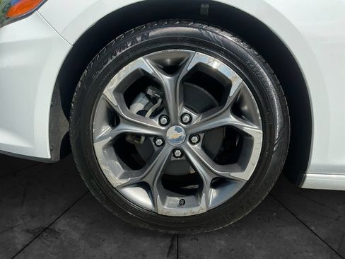 Used 2023 Chevrolet Malibu LT FWD image 15