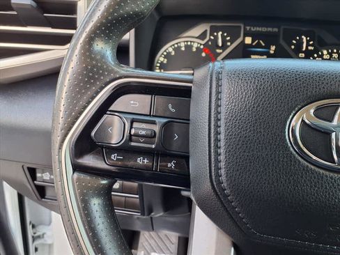 Used 2022 Toyota Tundra SR5 image 18