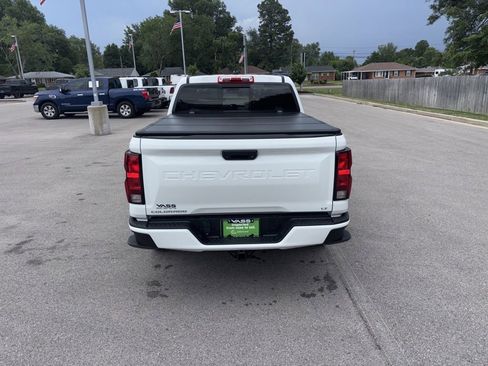 Used 2024 Chevrolet Colorado LT w/ LT Convenience Package RWD image 4