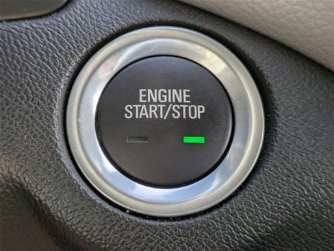 Used 2024 Chevrolet Equinox LT image 29