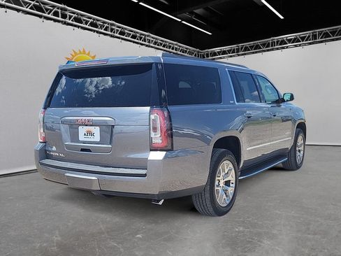 Used 2020 GMC Yukon XL SLT w/ Open Road Package RWD image 5