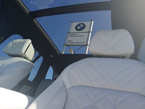 New 2026 BMW X5 sDrive40i image 29