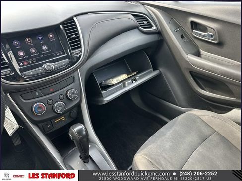 Used 2020 Chevrolet Trax LS FWD image 32