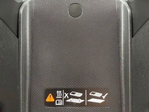 Used 2025 GMC Sierra 2500 AT4X image 36