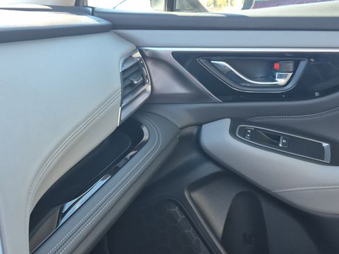 Certified 2023 Subaru Outback Limited XT image 30