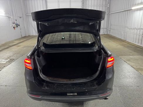Used 2018 Ford Fusion SE w/ Fusion SE Technology Package FWD image 47